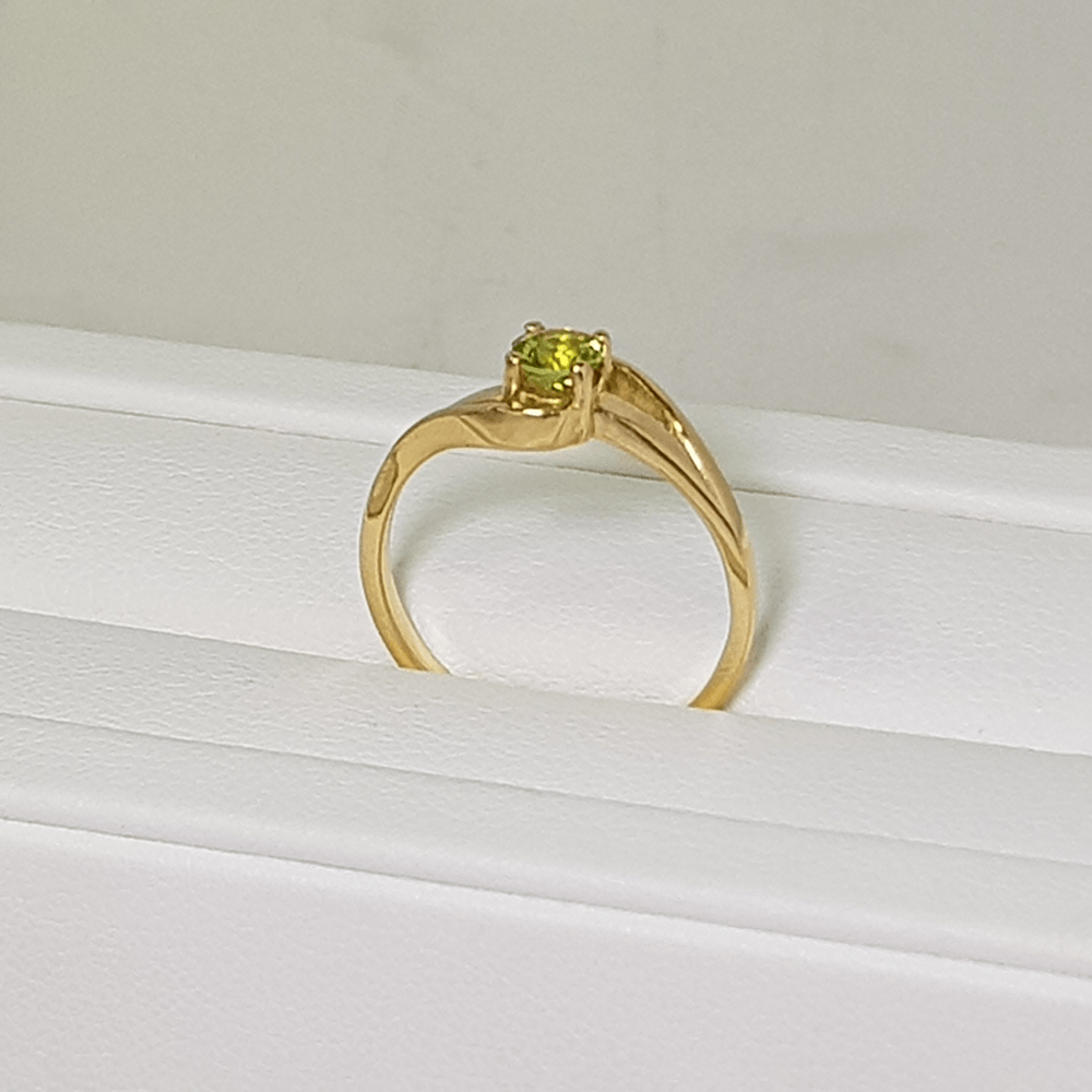 Sortija Peridot Cruzado