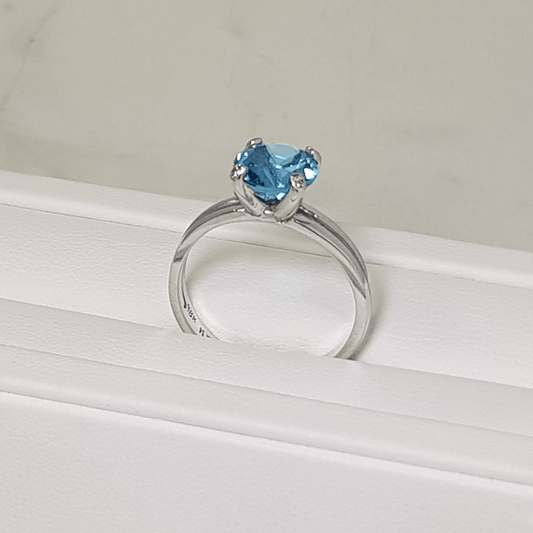 Sortija Topacio Swiss Blue y Diamantes